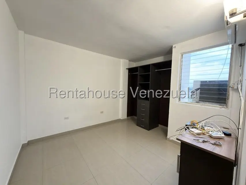 Apartamento (1 Nivel) en Alquiler en Conjunto Residencial Los Angeles, Aragua - 7