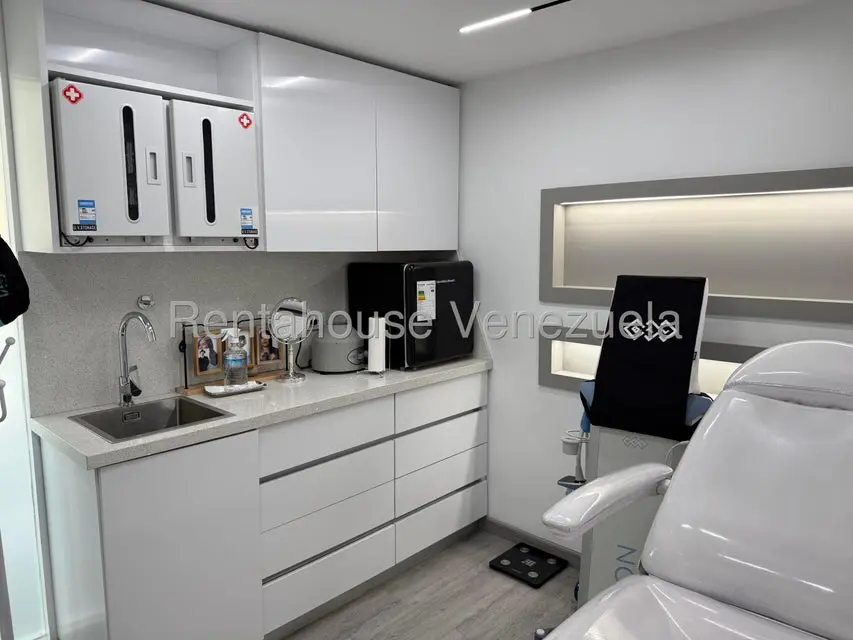 Comercial (Local Comercial) en Venta en Santa Sofia, Distrito Metropolitano - 5