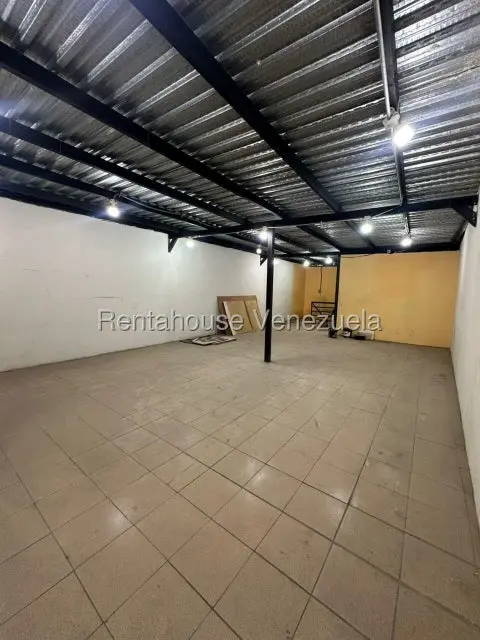 Comercial (Local Comercial) en Alquiler en Parroquia Concepcion, Lara - 16