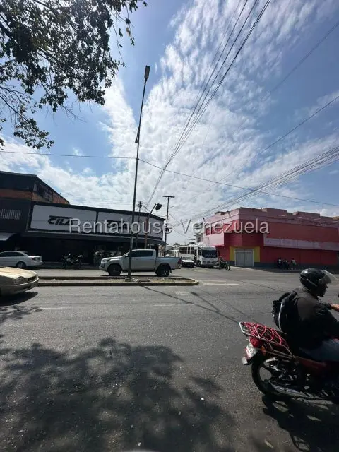 Comercial (Local Comercial) en Alquiler en Parroquia Concepcion, Lara - 21
