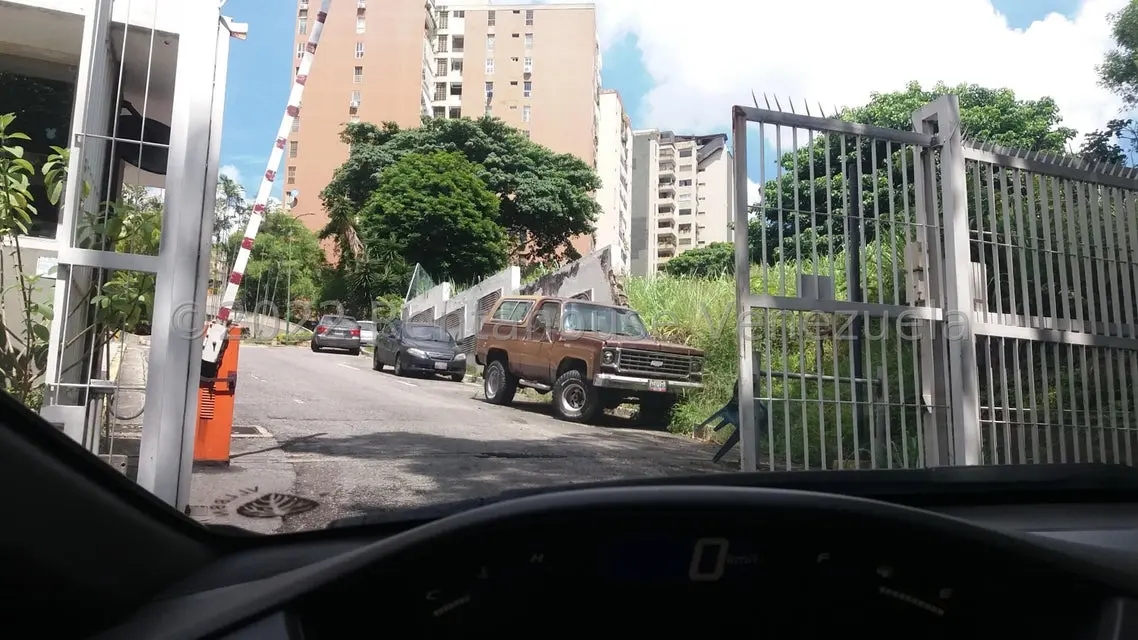 Apartamento (1 Nivel) en Alquiler en Santa Fe Sur, Distrito Metropolitano - 2