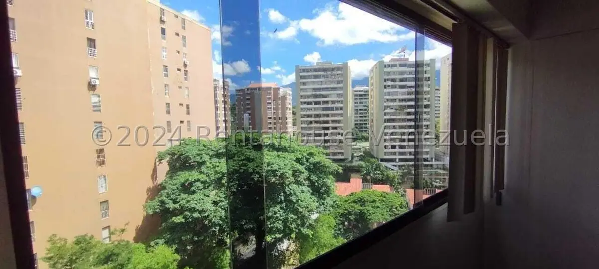Apartamento (1 Nivel) en Alquiler en Santa Fe Sur, Distrito Metropolitano - 11