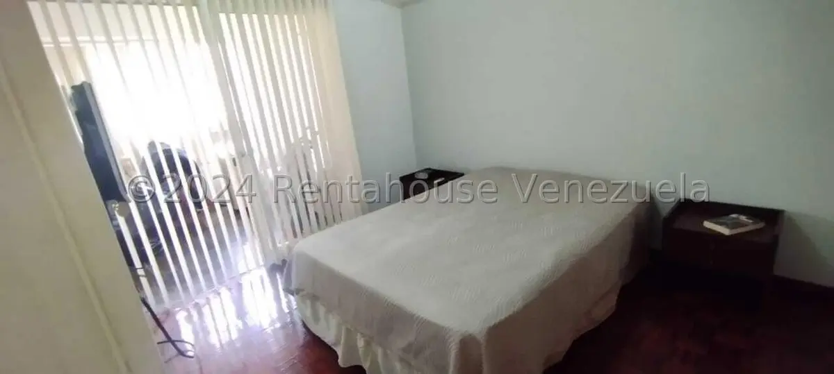 Apartamento (1 Nivel) en Alquiler en Santa Fe Sur, Distrito Metropolitano - 17