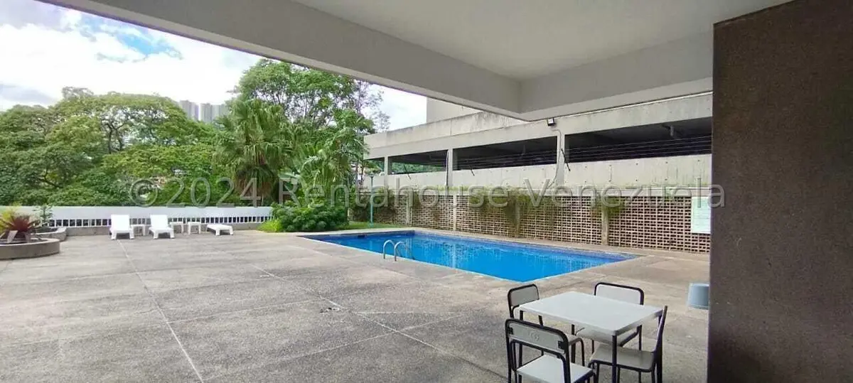 Apartamento (1 Nivel) en Alquiler en Santa Fe Sur, Distrito Metropolitano - 24