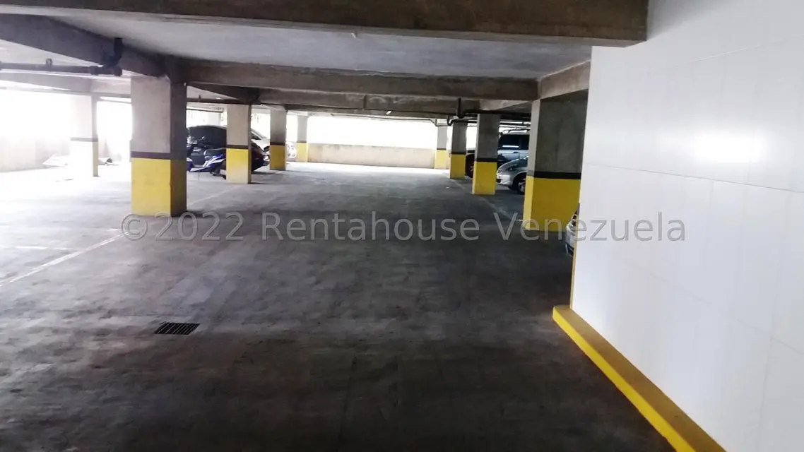 Apartamento (1 Nivel) en Alquiler en Santa Fe Sur, Distrito Metropolitano - 28