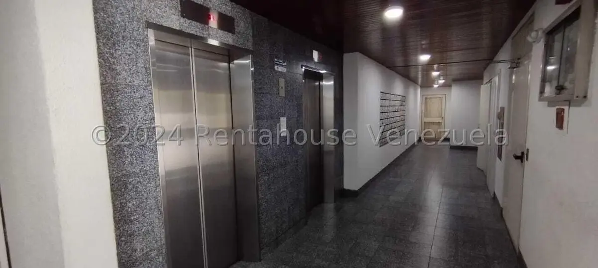 Apartamento (1 Nivel) en Alquiler en Santa Fe Sur, Distrito Metropolitano - 5