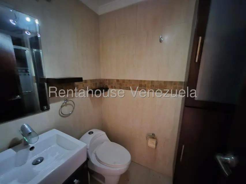 Townhouse (Duplex) en Venta en Camino de la Lagunita, Zulia - 13