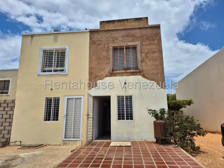 Townhouse (Duplex) en Venta en Camino de la Lagunita, Zulia - 22