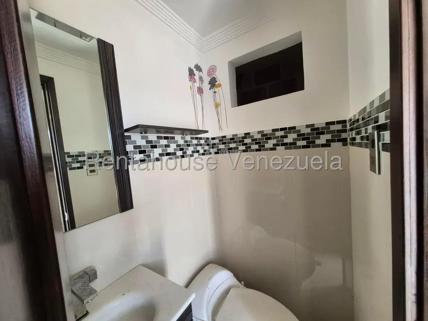 Townhouse (Duplex) en Venta en Camino de la Lagunita, Zulia - 9