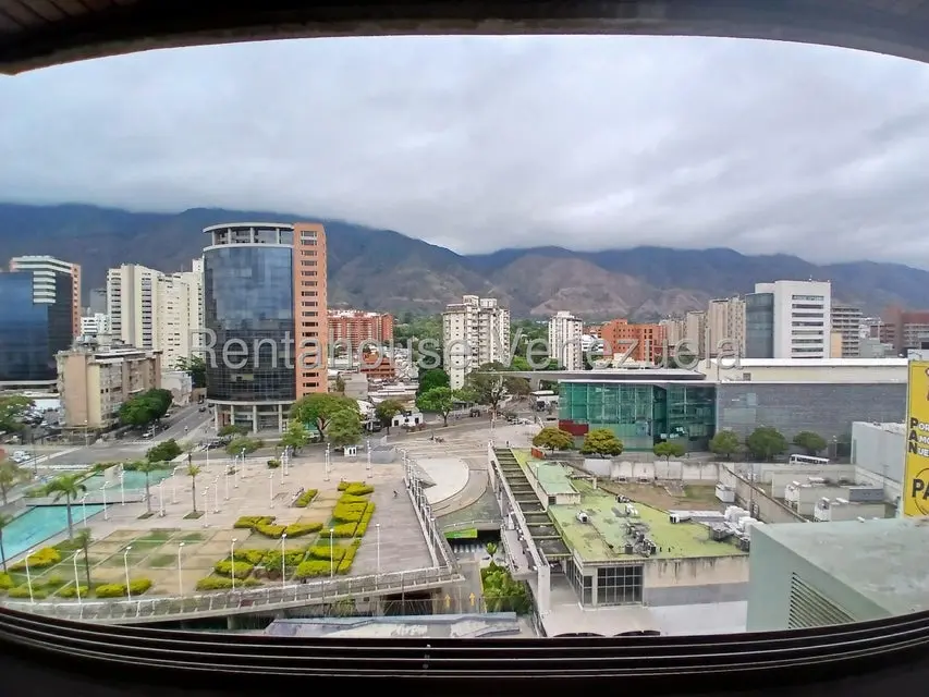 Apartamento (1 Nivel) en Alquiler en La Carlota, Distrito Metropolitano - 15