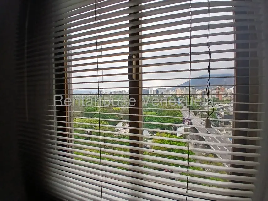 Apartamento (1 Nivel) en Alquiler en La Carlota, Distrito Metropolitano - 20