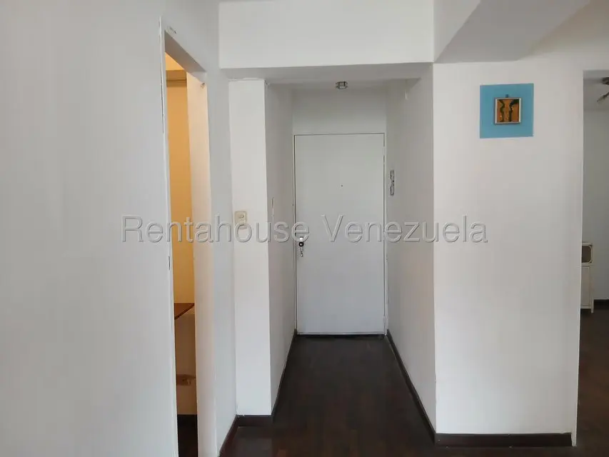Apartamento (1 Nivel) en Alquiler en La Carlota, Distrito Metropolitano - 6