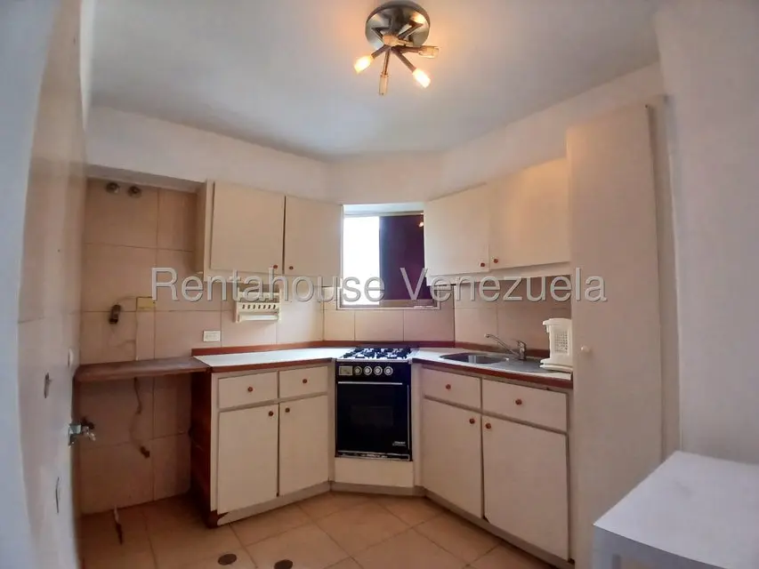 Apartamento (1 Nivel) en Alquiler en La Carlota, Distrito Metropolitano - 9