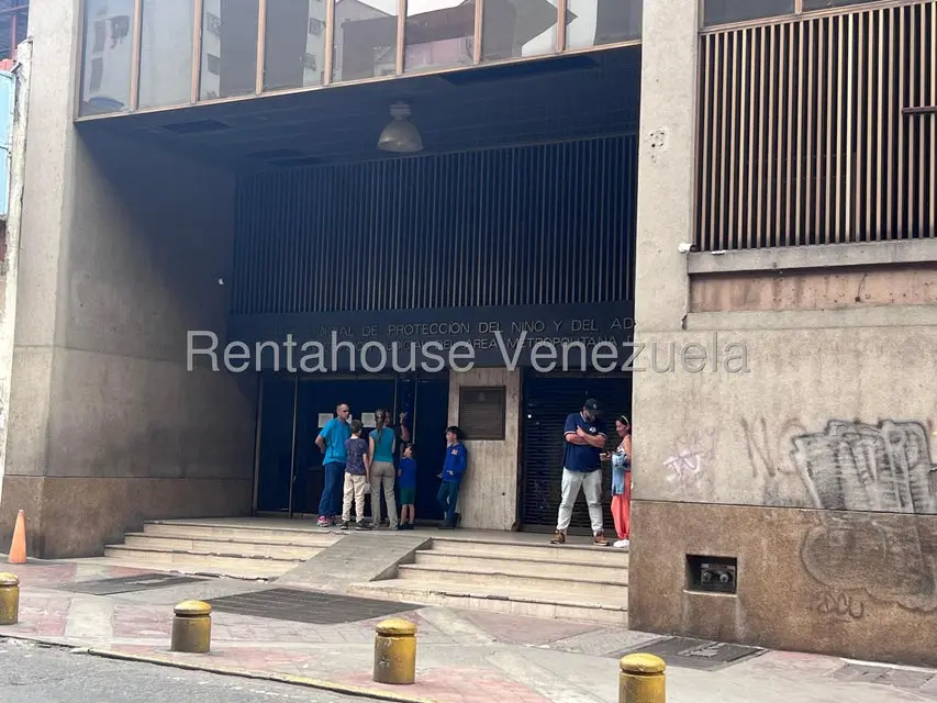 Comercial (Oficina) en Alquiler en Parroquia Altagracia, Distrito Metropolitano - 14