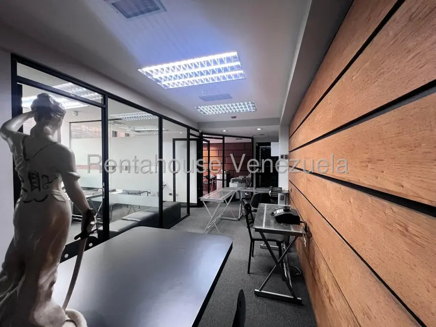 Comercial (Oficina) en Alquiler en Parroquia Altagracia, Distrito Metropolitano - 8