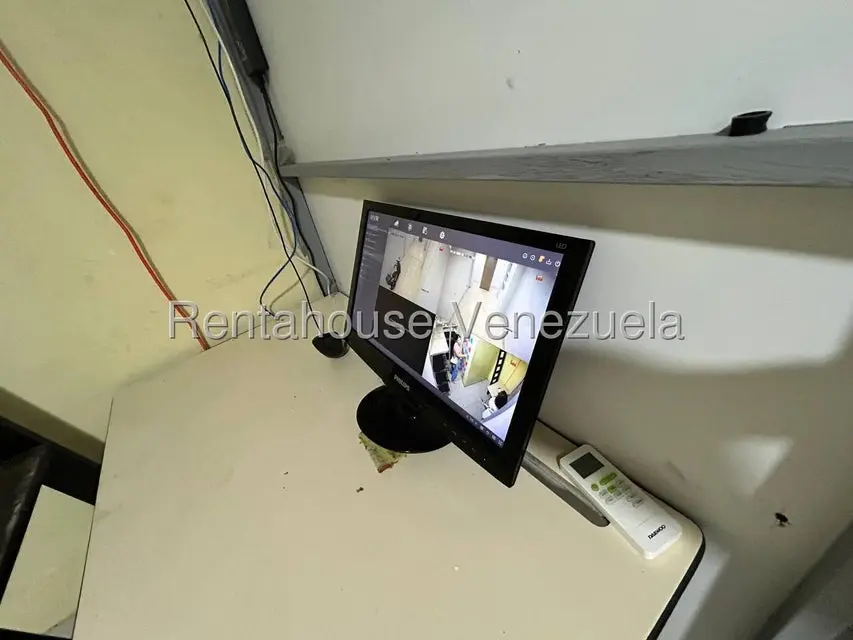 Comercial (Local Comercial) en Alquiler en Parroquia La Candelaria, Distrito Metropolitano - 16