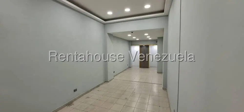 Comercial (Local Comercial) en Alquiler en Parroquia La Candelaria, Distrito Metropolitano - 6