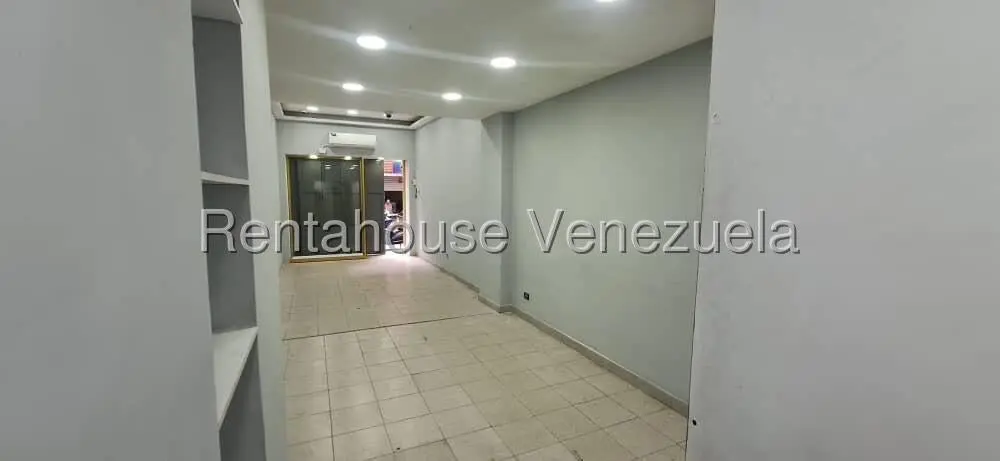 Comercial (Local Comercial) en Alquiler en Parroquia La Candelaria, Distrito Metropolitano - 8