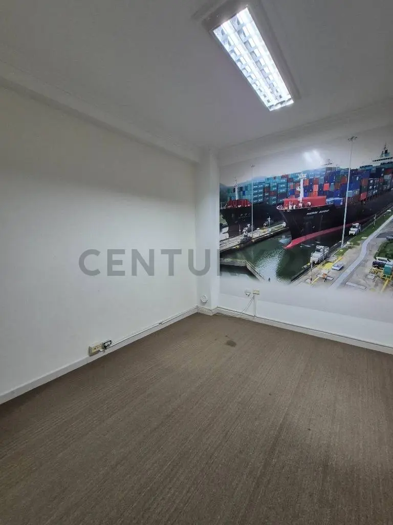 Alquiler Oficina en el Centro Comercial Cristal Plaza - 3