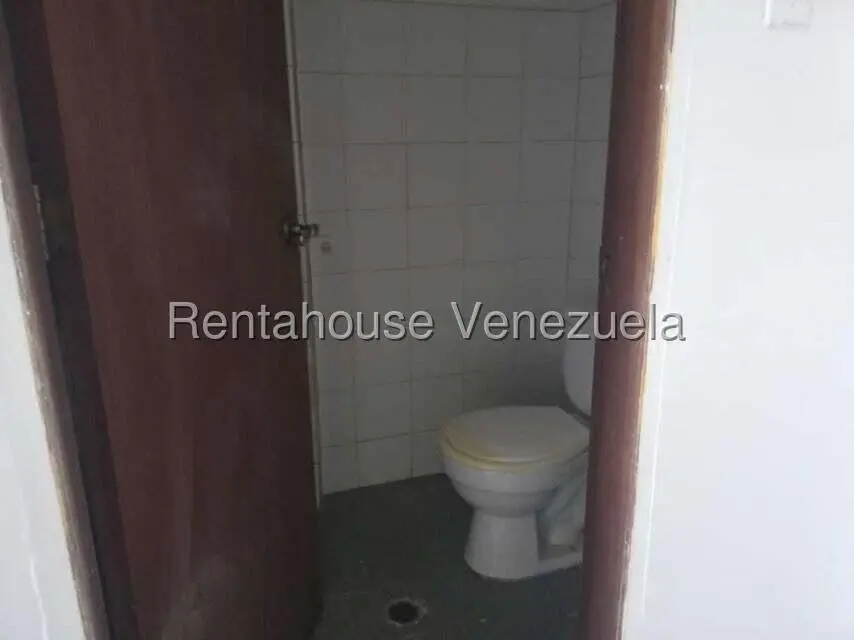 Comercial (Local Comercial) en Venta en Cristobal Colon, Zulia - 5