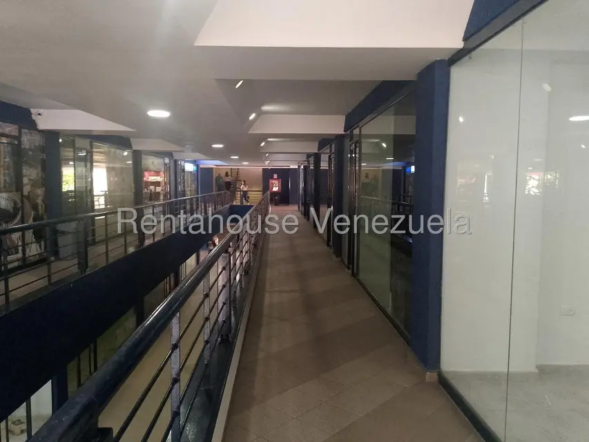 Comercial (Local Comercial) en Venta en Las Quintas, Carabobo - 14