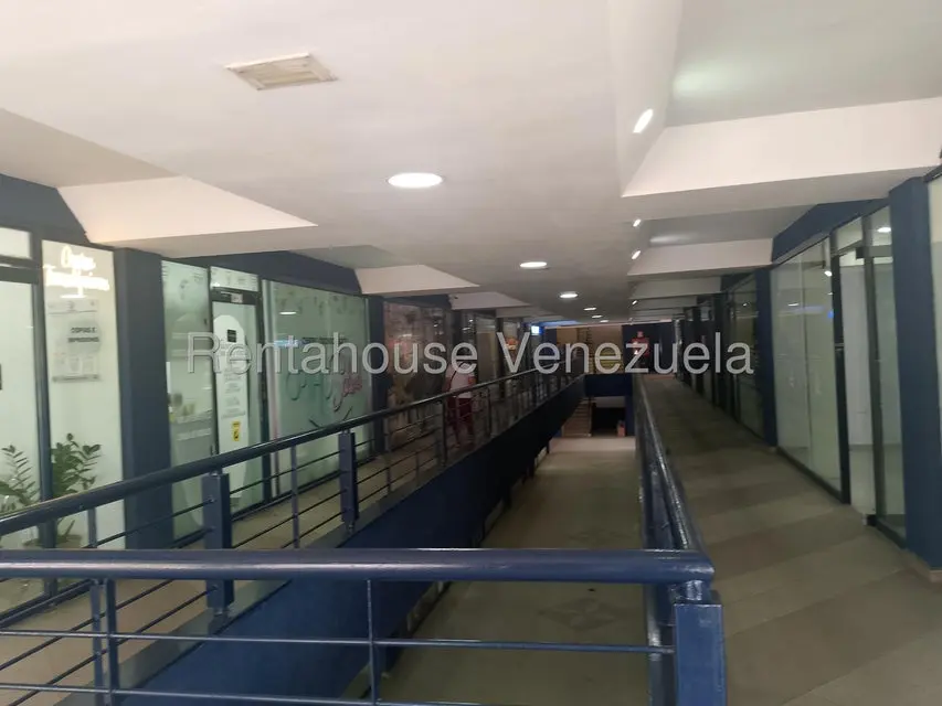 Comercial (Local Comercial) en Venta en Las Quintas, Carabobo - 3