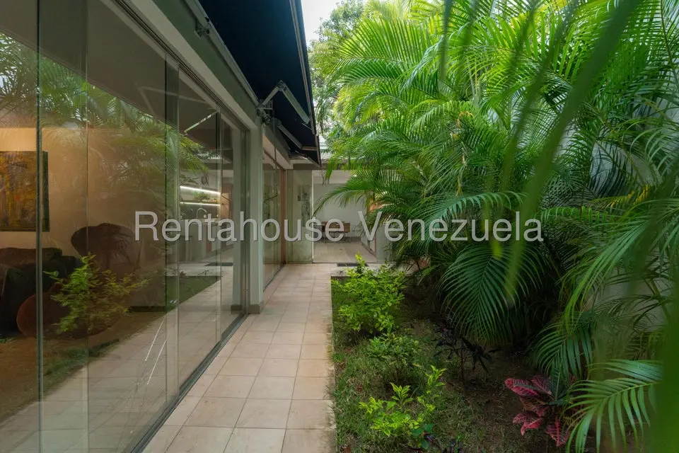 Casa (1 Nivel) en Venta en San Roman, Distrito Metropolitano - 30