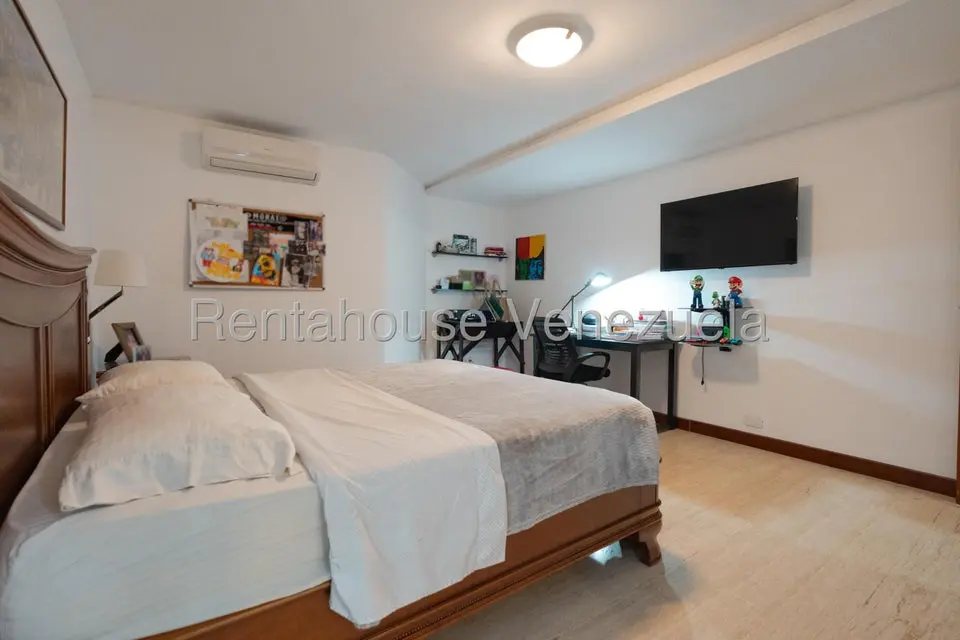 Casa (1 Nivel) en Venta en San Roman, Distrito Metropolitano - 49