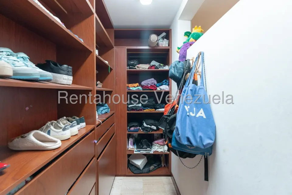 Casa (1 Nivel) en Venta en San Roman, Distrito Metropolitano - 51