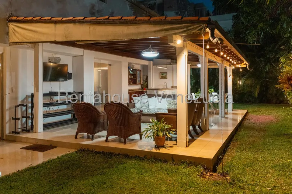 Casa (1 Nivel) en Venta en San Roman, Distrito Metropolitano - 53