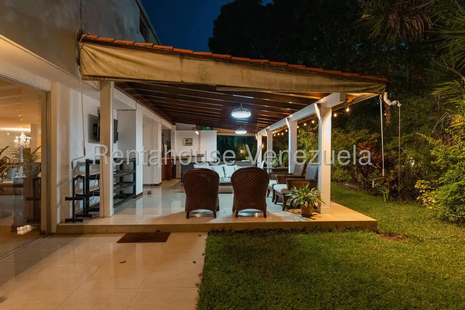 Casa (1 Nivel) en Venta en San Roman, Distrito Metropolitano - 54