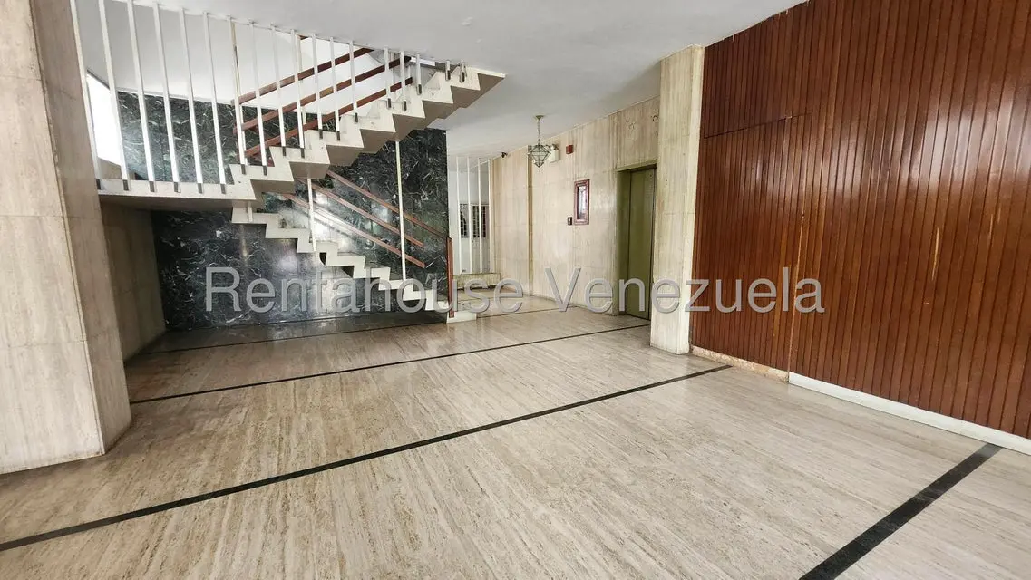 Apartamento (1 Nivel) en Venta en Altamira, Distrito Metropolitano - 3