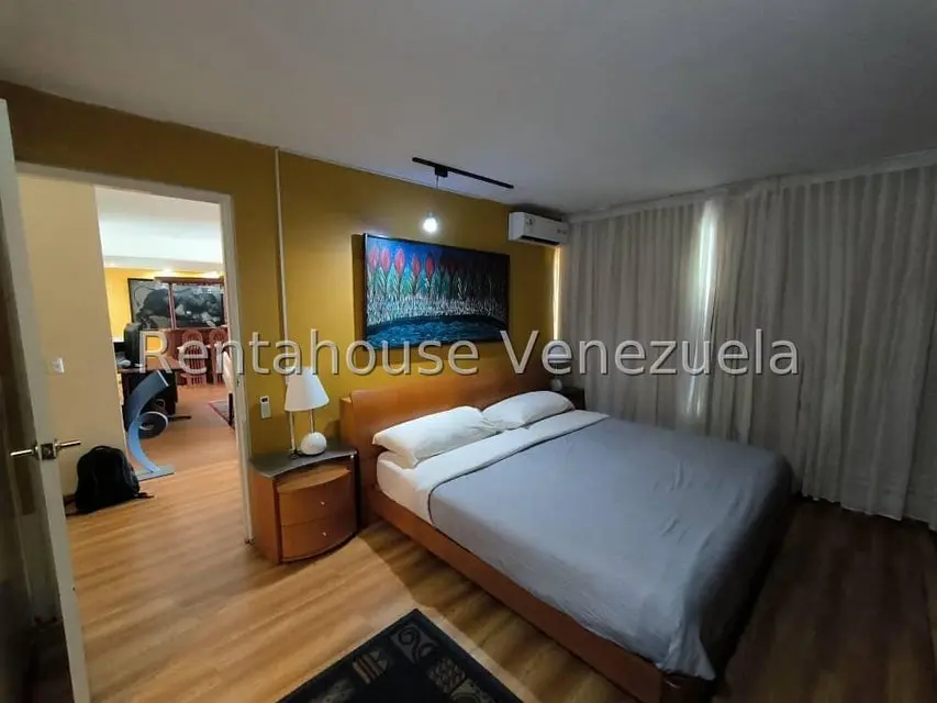 Apartamento (1 Nivel) en Alquiler en Altamira, Distrito Metropolitano - 16