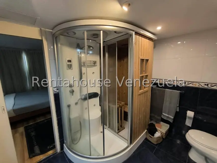 Apartamento (1 Nivel) en Alquiler en Altamira, Distrito Metropolitano - 19