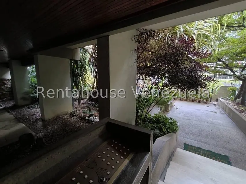 Apartamento (1 Nivel) en Alquiler en Altamira, Distrito Metropolitano - 25