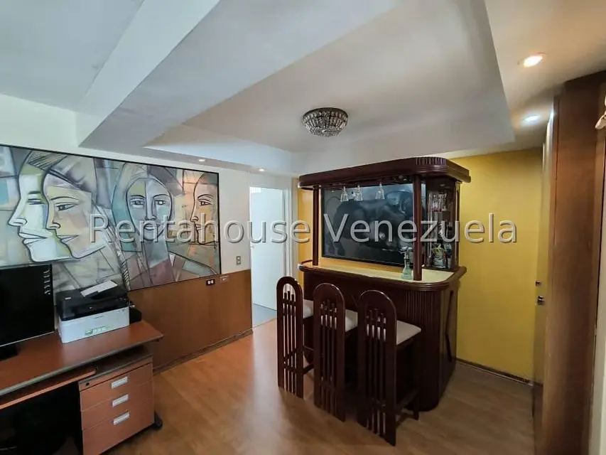 Apartamento (1 Nivel) en Alquiler en Altamira, Distrito Metropolitano - 5