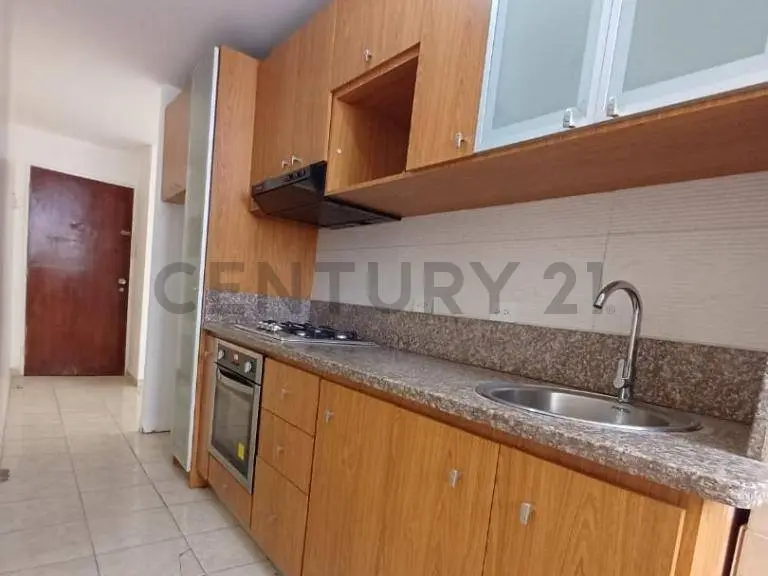 APARTAMENTO EN ALQUILER - 3