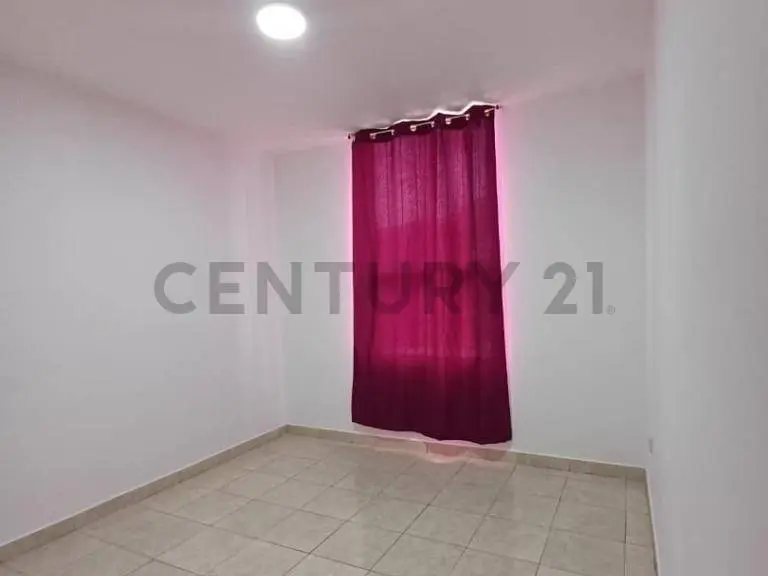 APARTAMENTO EN ALQUILER - 4