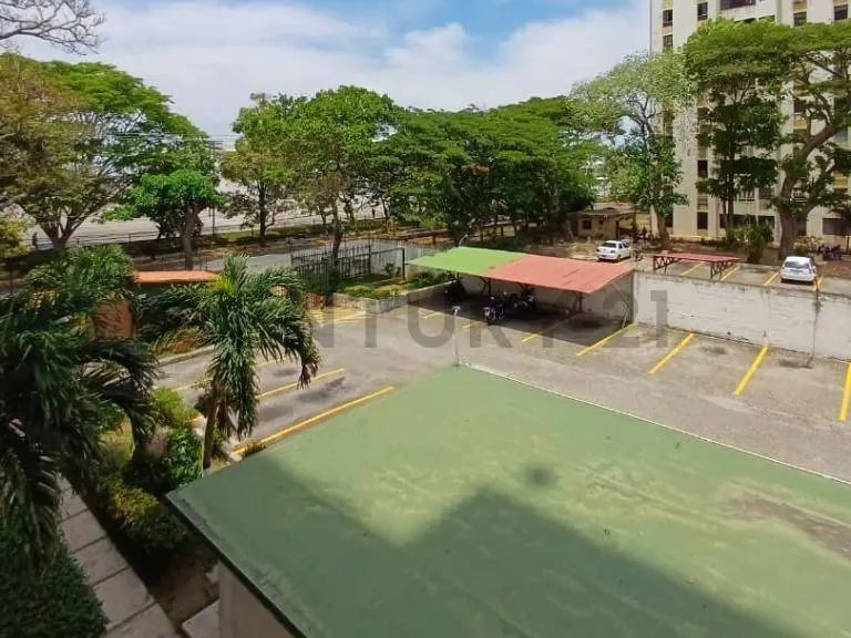 APARTAMENTO EN ALQUILER - 10