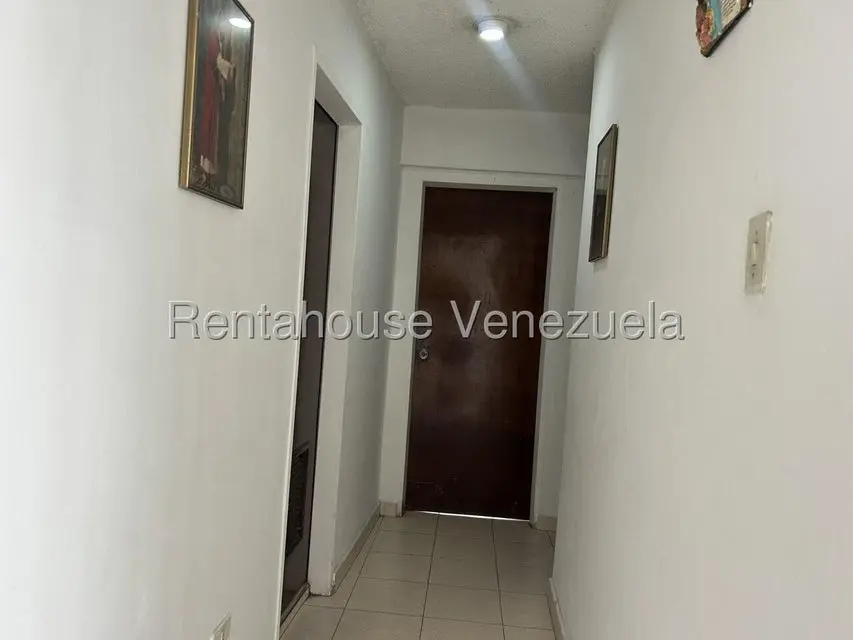 Apartamento (1 Nivel) en Alquiler en Zona Oeste, Lara - 7