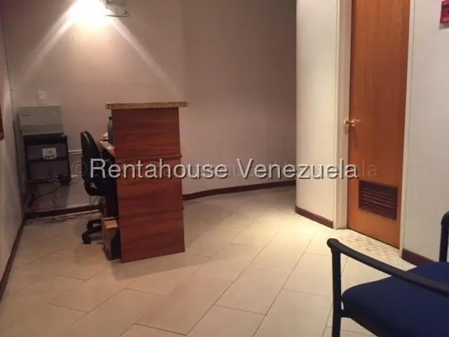 Comercial (Oficina) en Alquiler en El Rosal, Distrito Metropolitano - 8