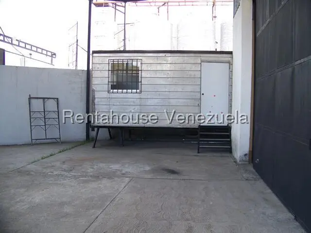 Comercial (Galpon - Deposito) en Alquiler en Vega Arriba, Miranda - 11