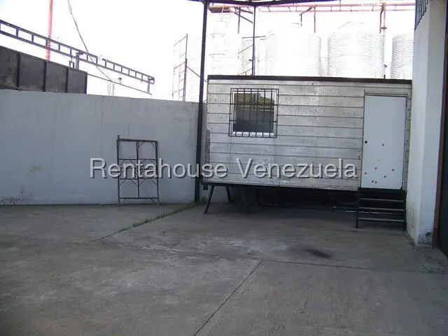 Comercial (Galpon - Deposito) en Alquiler en Vega Arriba, Miranda - 4