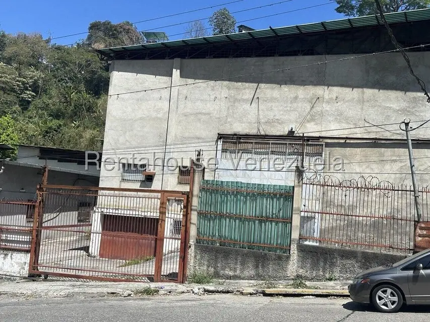 Comercial (Galpon - Deposito) en Alquiler en Turumo, Distrito Metropolitano - 3