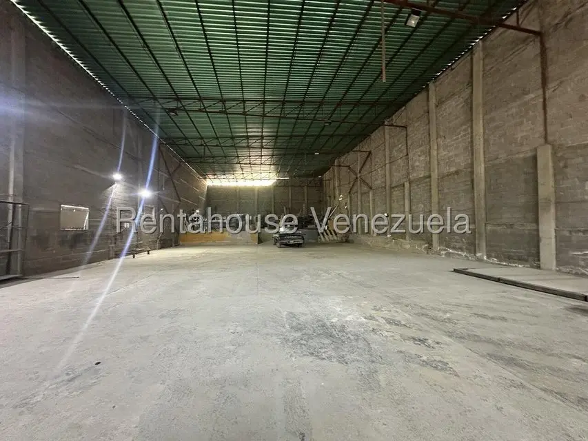 Comercial (Galpon - Deposito) en Alquiler en Turumo, Distrito Metropolitano - 7