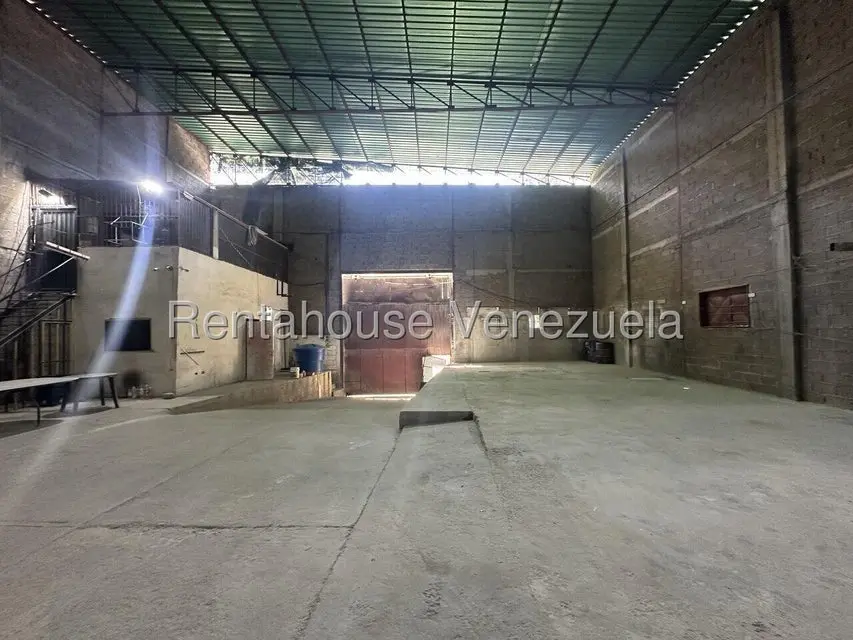Comercial (Galpon - Deposito) en Alquiler en Turumo, Distrito Metropolitano - 8