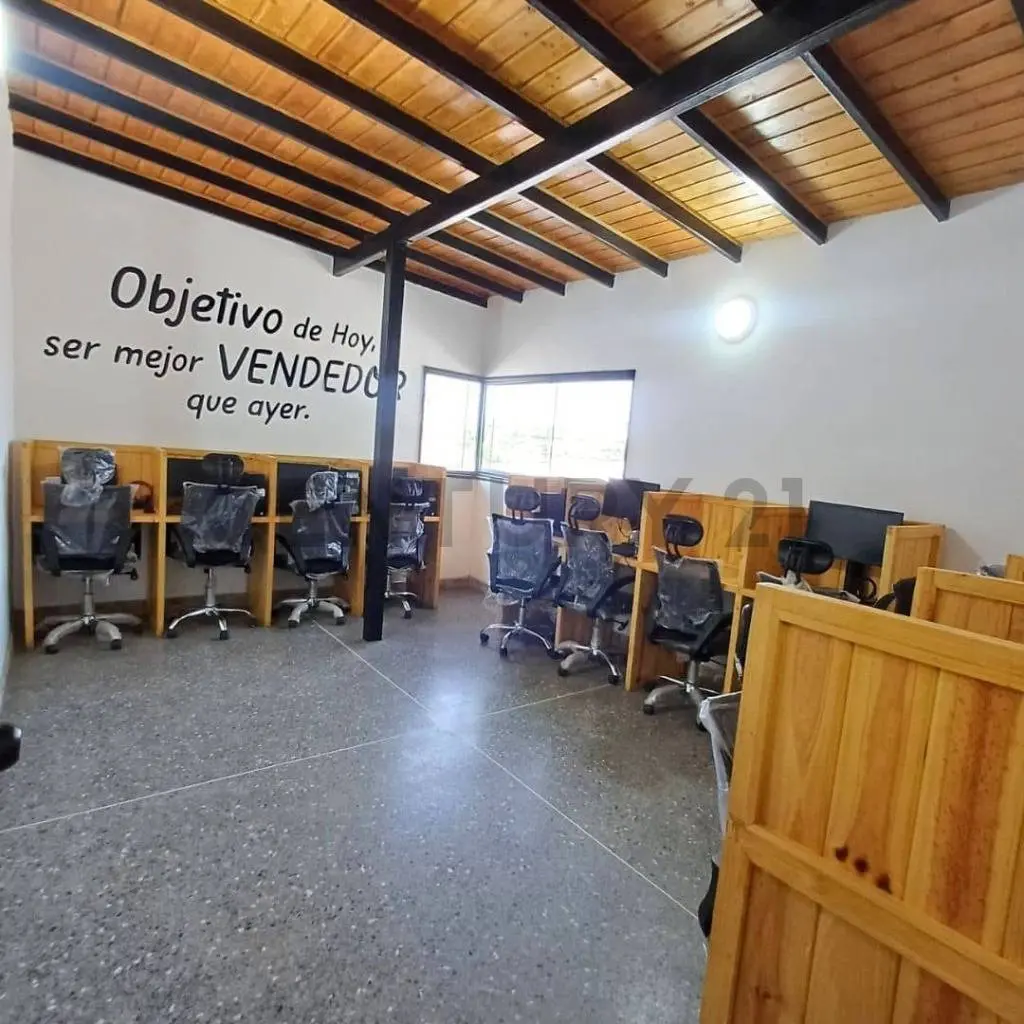 Casa para uso Comercial en Venta - 3