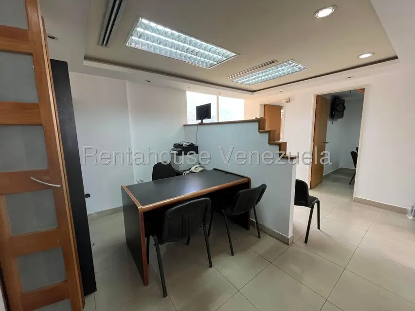Comercial (Oficina) en Venta en La Campiña, Distrito Metropolitano - 10