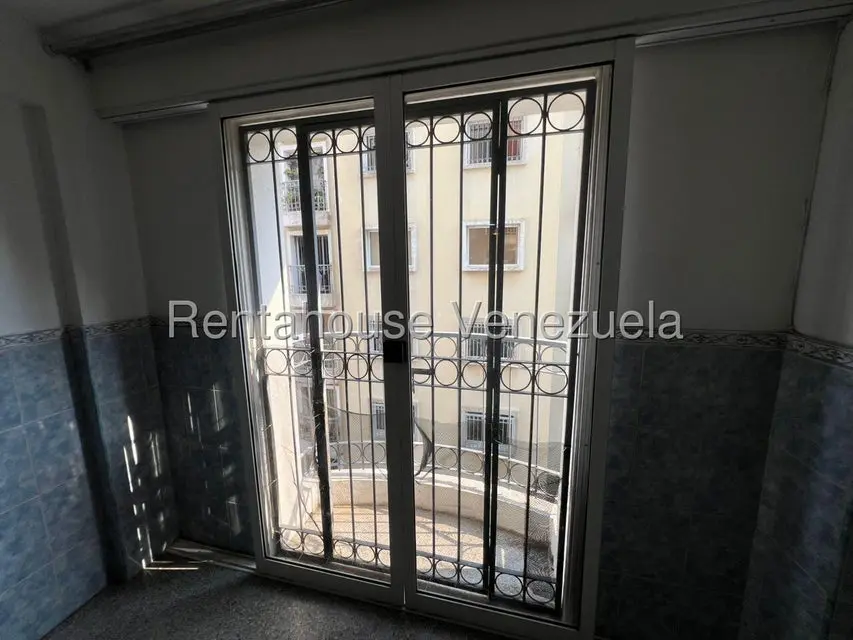 Apartamento (1 Nivel) en Alquiler en Metropolitano Javier, Lara - 12