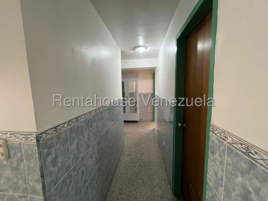 Apartamento (1 Nivel) en Alquiler en Metropolitano Javier, Lara - 18